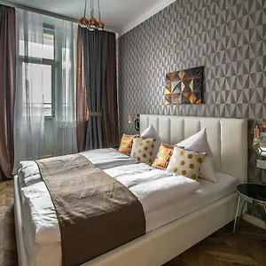 executive-bright-apt-by-ruterra.praguehotelsweb.com/